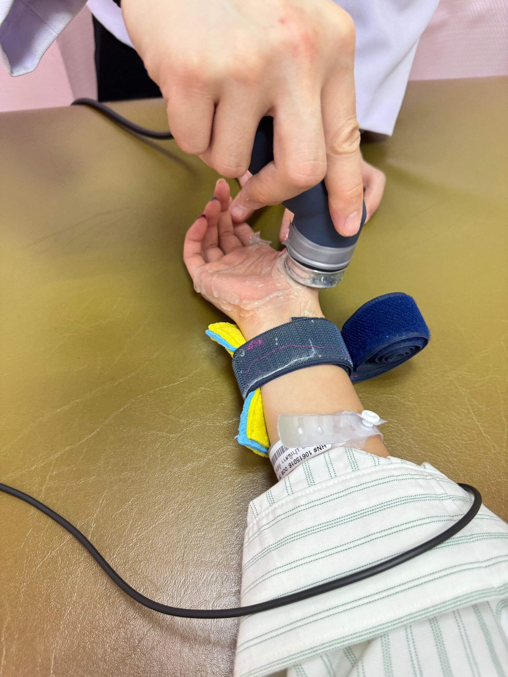 Therapeutic ultrasound treatment at Wilke Chiropractic